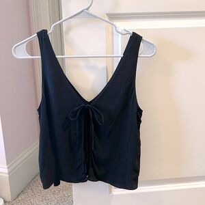 SOLD‼️ Aritzia Reversible Tie Tank